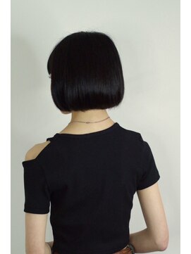 ロウ 町田(ROW) 働く大人女性の為のカット×カラー【ROW町田】