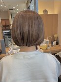 すこ～し前下がりなワンレンボブスタイル 