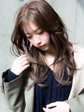 セシル 成城学園前(CECIL) 艶々ベージュカラー