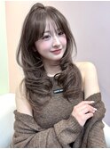 スモーキーブラウン　ハッシュカット　顔まわりカット　