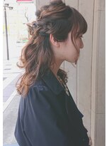 ヘアメイク イズム(HAIR MAKE ism)&nbsp;【ism 千葉】編みこみハーフアップ