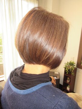 コア フィール ア デイ(COIFFURE A DAY) 【見附今町M3D】80代も艶々