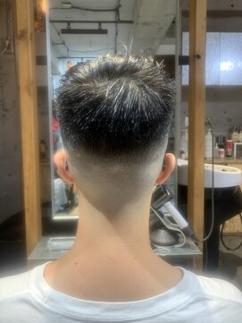 ワンダーヘアーグルーミング(WANDER Hair grooming) スキンフェードカット　ベリーショート　三軒茶屋