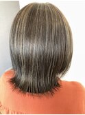 ハイライトミディアムボブ