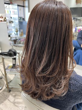 アドール オブ ヘアー ADORE OF HAIR ワンカラーでも可愛く！