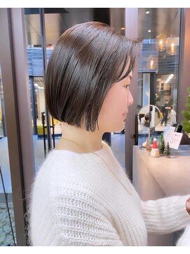 ミィ 表参道(mee.) 黒髪/グレーベージュ/レイヤーロング/前髪パーマ/表参道