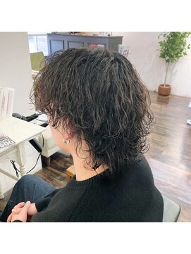アークス(Ark'ss) マッシュウルフ×波巻きパーマ