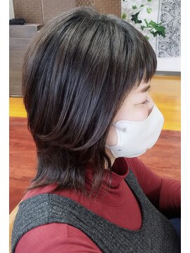 エヴァン(Evan) 上品さと可愛さアップ♪クビレミディアム