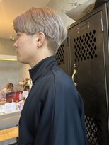 アチーブ ヘア デザイン(achieve hair design)&nbsp;ハイトーンホワイトベージュ爽やかツーブロックマッシュモテる