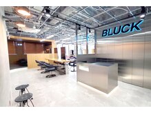 ブラック 渋谷(BLUCK)の雰囲気（おしゃれな店内で温かく迎えます☆[渋谷駅/学割U24/眉毛サロン]）