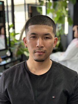 ヘアーラボ 樟葉(Hair Labo) 2 on top スキンフェード 枚方 南楠葉
