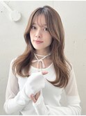 セミロングくびれレイヤーカットマロンベージュカラー