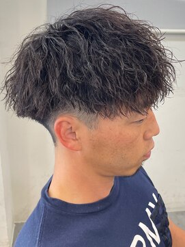 バース バイ ハピネス(BIRTH by happiness) 奈良メンズ縦落ちツイストスパイラルパーマ