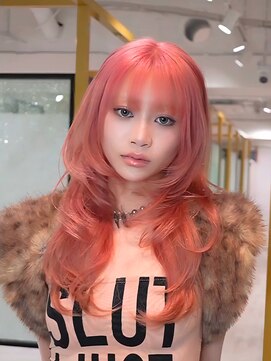 アンドリルム 梅田(&Lillme) レイヤーカット＆ハイトーンピンク