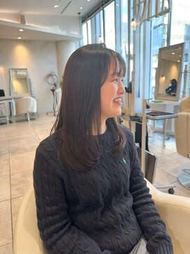 ザックラフィネ(ZACC raffine) 低めのレイヤーで扱いやすさ