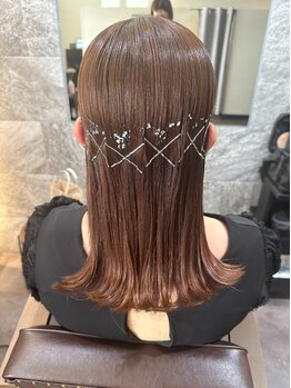 ピリナ(Pilina)の写真/【ヘアセット￥1500～】イベントや女子会など…特別な日はプロのヘアセットで"崩れにくく可愛い"をキープ♪