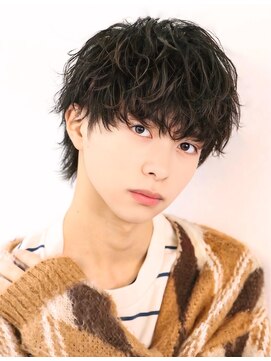 オーシャントーキョーウエスト 心斎橋 (OCEAN TOKYO WEST) ツイストスパイラル波巻きスパイラルパーマセンターパートウルフ