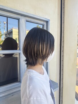 エイミーバイアフロート(amie  by afloat) ラフさが可愛い、外ハネくびれレイヤー◎