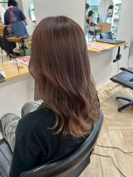 ラヴィズム(LUVISM) 顔周りレイヤー/ダブルカラー/髪質改善/ケアブリーチ万代新潟駅