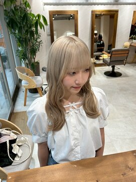 クム 横浜(qumu) ホワイトブロンド