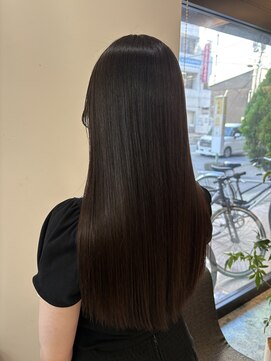 ノーム バイ アウラ(norm. by aura) 柳田オリジナル地毛風ストレート