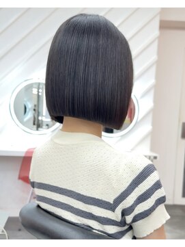 ロンドヴァリー 渋谷店(Lond vallee) ☆ミニマルボブ×チャコールグレー×髪質改善×地毛風カラー