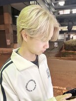 テテ(TETE)&nbsp;センターパートウルフ/ブロンド