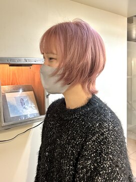 ジェンダーレスウルフ小顔クラゲヘアーハイレイヤーカット
