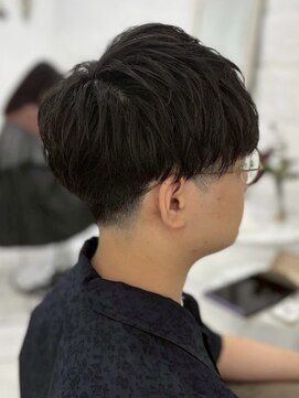 トイロ(toiro) シャドウパーマツイストスパイラルパーマフェザーパーマ30代韓国
