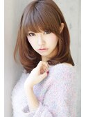 簡単に内巻きになるミディアムヘア　/ザシーバイアフロ