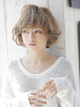 ロアー ヘアー マックイーン 流山おおたかの森店(RAWR hair McQueen) ☆くせ毛風ショート☆