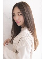 ソワリー 栄(THOiRY)&nbsp;小顔カットが得意なスタイリストby坂元