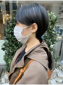 ブルー　ショートヘア