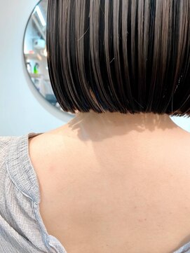 ロウバイレボ 柏(lou by revo) ショートボブ/ミニボブ/マッシュ/切りっぱなし/柏駅