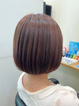 アルター(aL ter) ピンクベージュ×ミニボブ