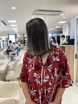 ケンジ 平塚ラスカ店(KENJE) 平塚/白髪手術/脱白髪染め/白髪ぼかし/ハイライトバレイヤージュ