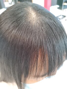 ユージヘアドレス(YOU-G HAIR Dress) 分かれてしまう前髪も自然なストレートに!