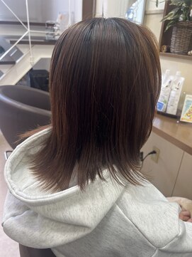 コアフィールフィス(COIFFURE fils) 《見附　今町》ミディアム　顔周りレイヤー