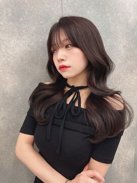 クム(kumu) 【kumu】 ロングレイヤー/顔周りカット/栄/名古屋