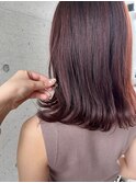 透明感ピンクバイオレットブリーチなしカラー外ハネ小顔ミディ