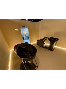 自慢の極上ヘッドスパでリラックス♪日常の疲れをリフレッシュしながら、しっかり頭皮環境を整える！