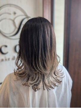 イル(iru) グラデーションカラー◇◆ミルクティーベージュ