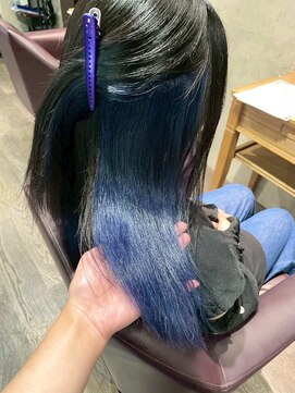 アフィナー(Afinar) 【横浜駅/横浜西口】インナー×ネイビー