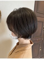アリーナ 緑が丘店(arena) かっこかわいい女性に☆長めのショートボブ