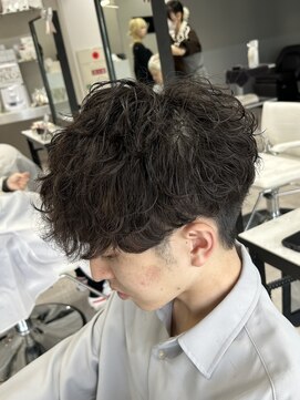 グロップ 町田(GLOP) ナチュラル質感メンズ波巻きパーマ