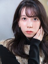 【顔周りの似合わせでミディもロングも◎】マンネリ化しやすいミディ・ロングも前髪スタイルでイメチェン♪