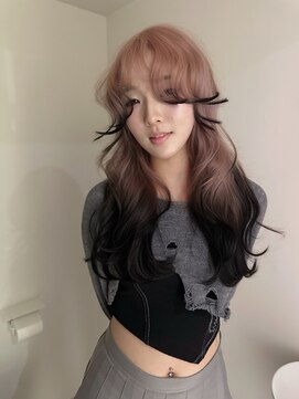 イェッカ(YECCA) ピンクからブラックの裾カラー（ブリーチ２回）