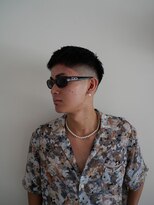 プールサイド(POOLSIDE)&nbsp;クロップスタイル　ミドルフェード　バーバースタイル　短髪