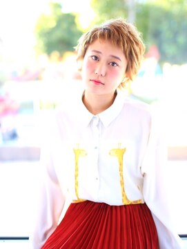 ウニカ デ ビエモン(UN1CA de BIEMON) メンズライクベリーショート ハイトーンベージュ