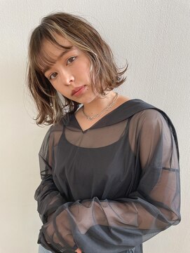 ユイル(Uil) ハイライトボブ